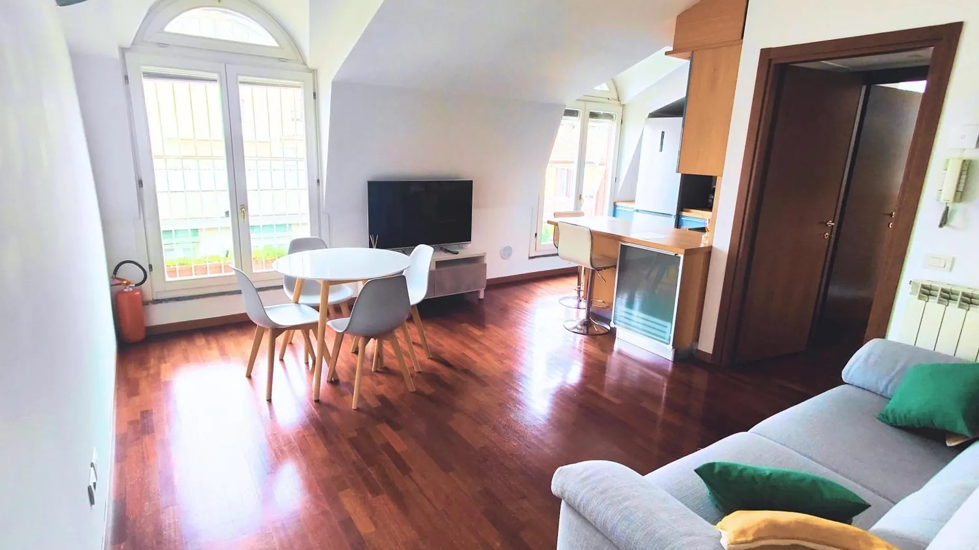Urban Attic Isola District Appartement Milaan